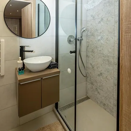 Апартаменты Astoria R92 Two Bedroom